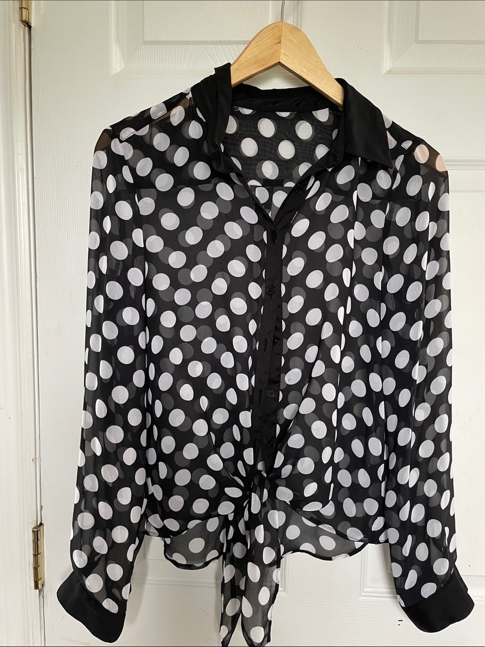 Women’s Black Polka Dot Tie-Front Blouse